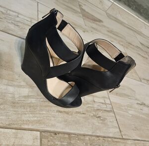 Jessica Simpson Black Wedge Sandals